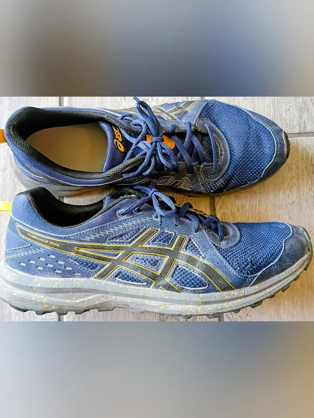 ASICS Men’s Blue and Yellow Running Shoes